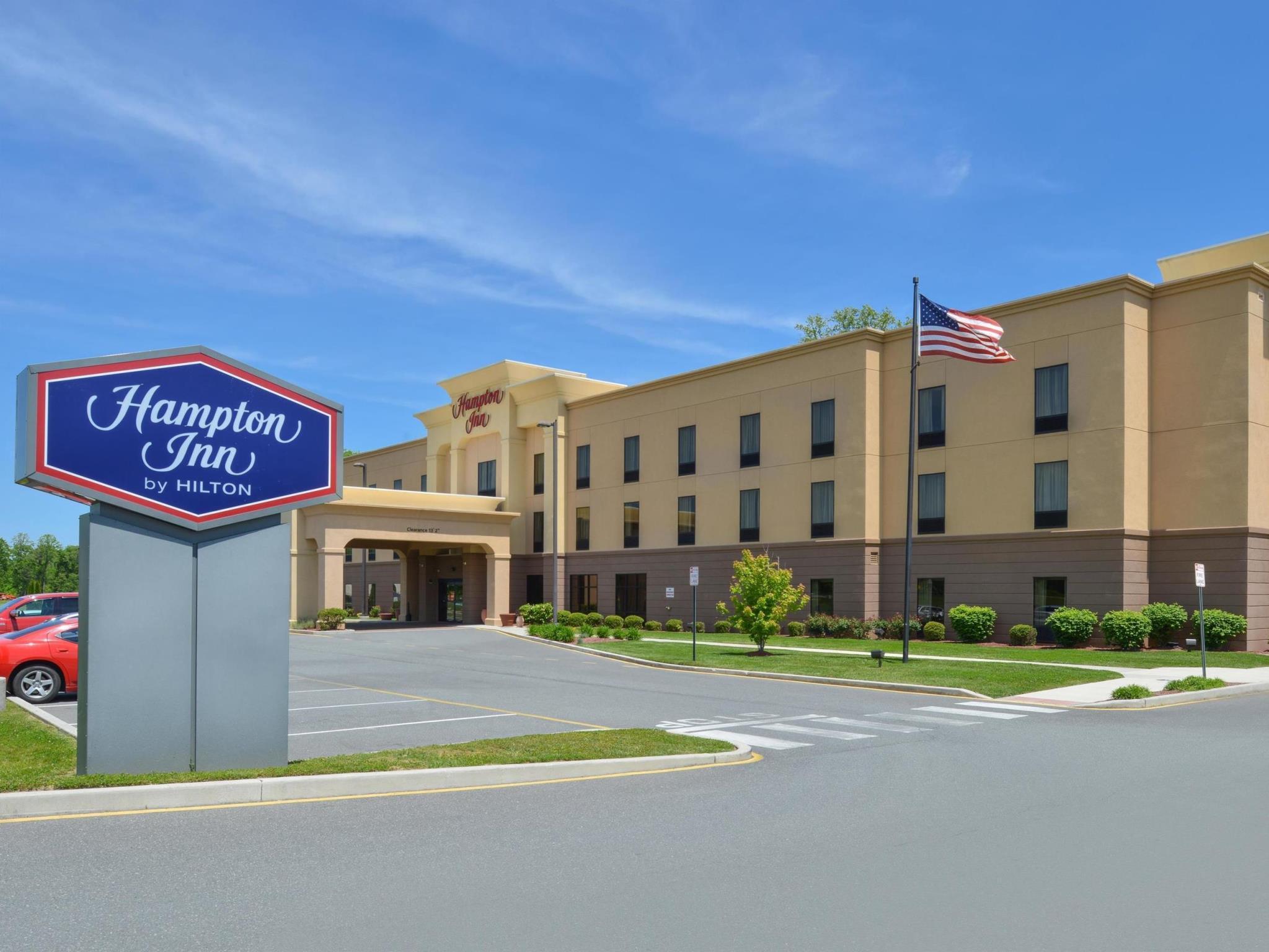 Hampton Inn Milford Exterior foto