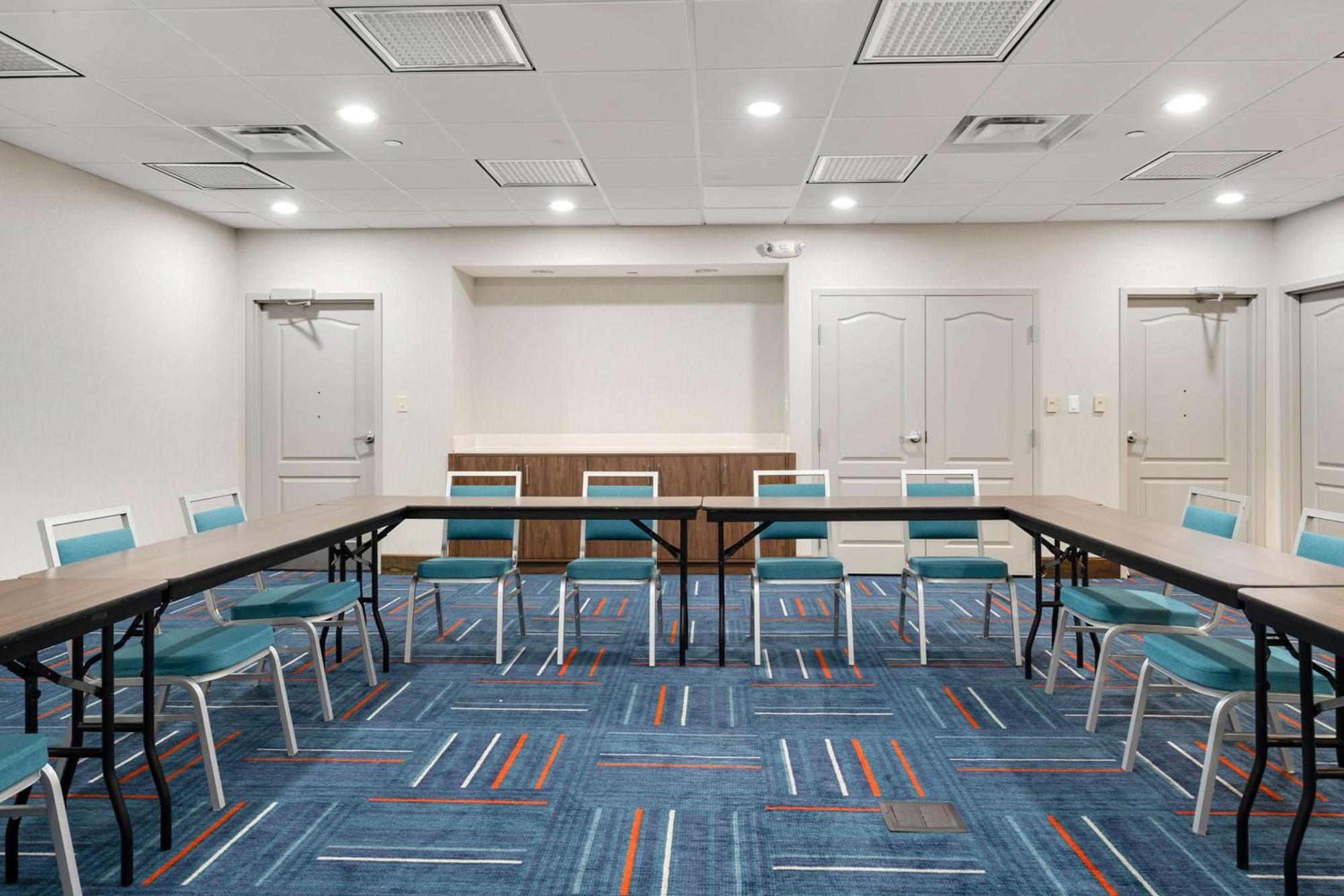Hampton Inn Milford Exterior foto