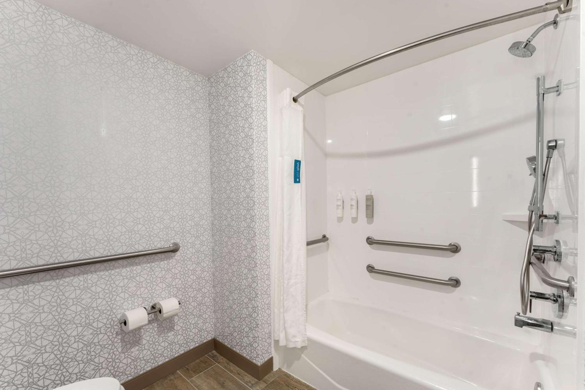 Hampton Inn Milford Exterior foto